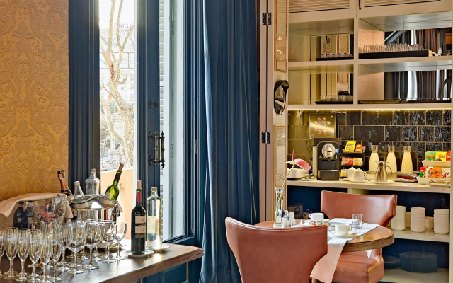 Отель H10 Catalunya Plaza Boutique Hotel