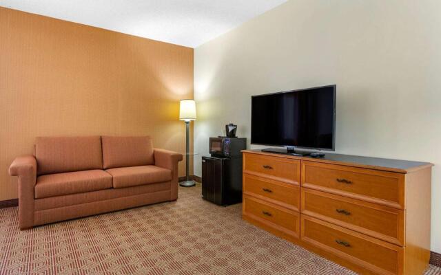 Quality Inn & Suites Raleigh Durham Airport