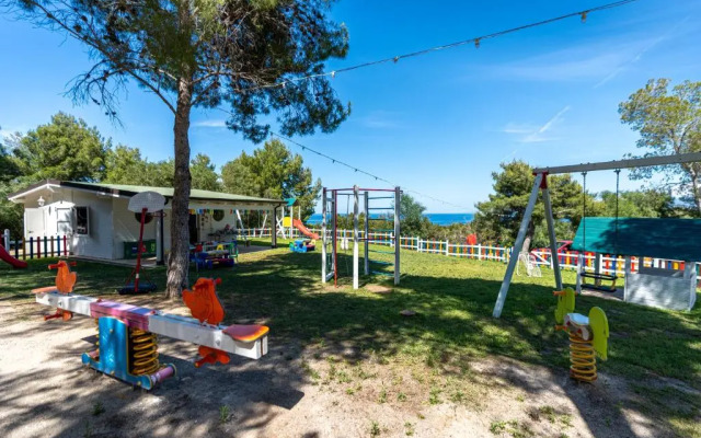 Mangia's Pollina Resort