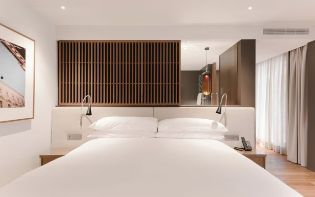 Boho Budapest, Small Luxury Hotels