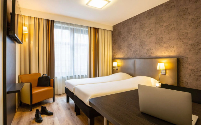 Standard Twin room (twin beds)