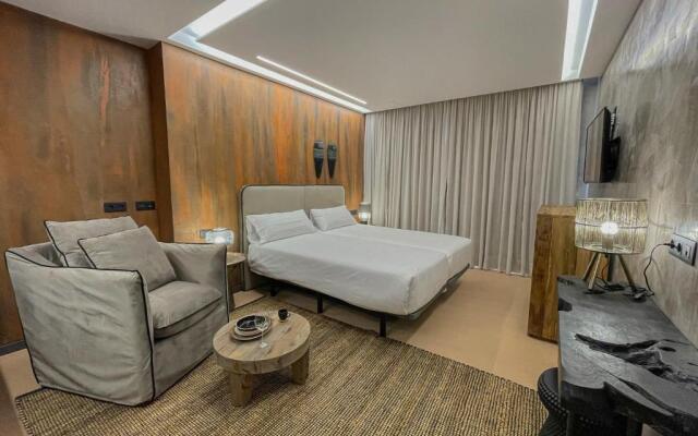 Gran Marina Suites