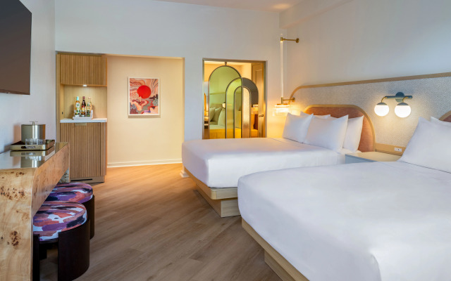 The Luce, St. Pete Beach, a Tribute Portfolio Hotel