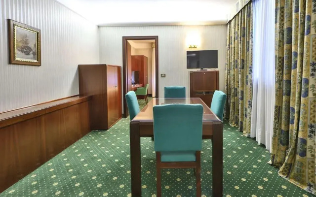 Astoria, Sure Hotel Collection by Best Western Hotel