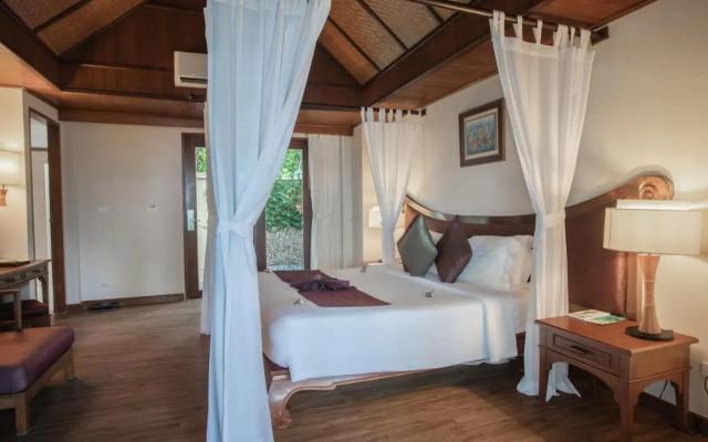 Nora Beach Resort and Spa