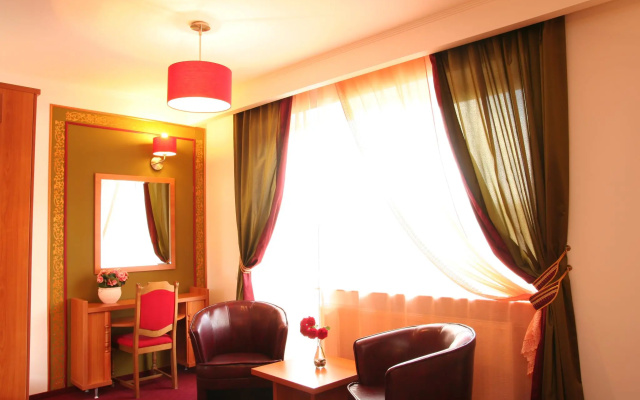 Grand Hotel Brasov