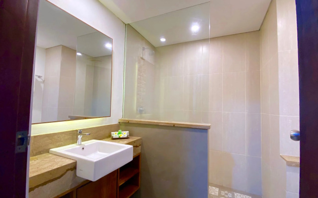 Grand Santhi Hotel