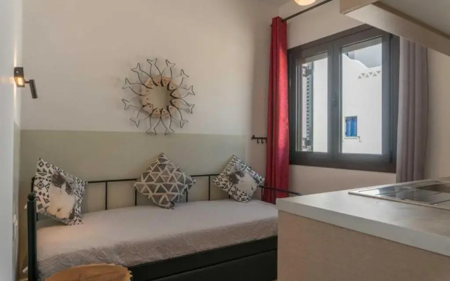 Avra Studios & Apartments