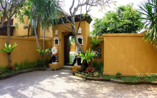 Kubu Moana Villa Sanur