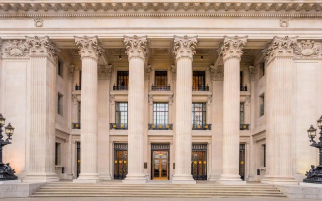 Four Seasons Hotel London at Ten Trinity Square