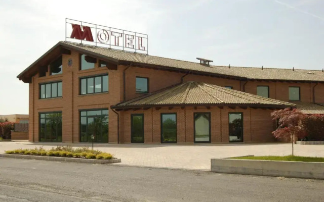 HM MotelHotel