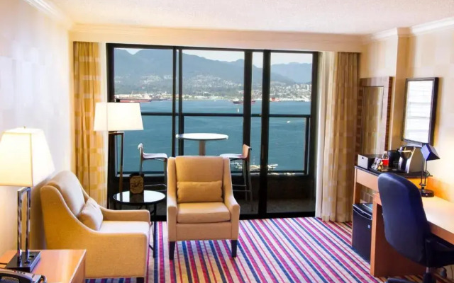 Pinnacle Hotel Harbourfront
