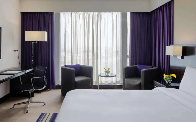 Pullman Dubai Creek City Centre Hotel