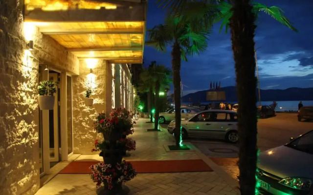 Hotel Gold