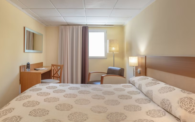 Отель RH Casablanca & Suites