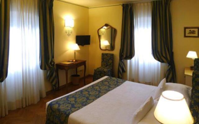 Boutique Hotel & Restaurant La Vittoria Garda