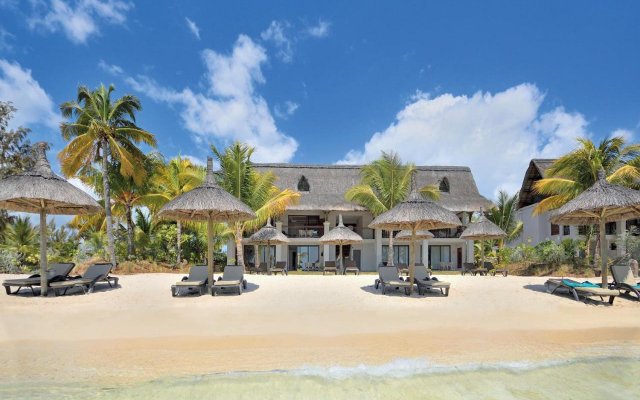 Paradis Beachcomber Golf Resort & Spa