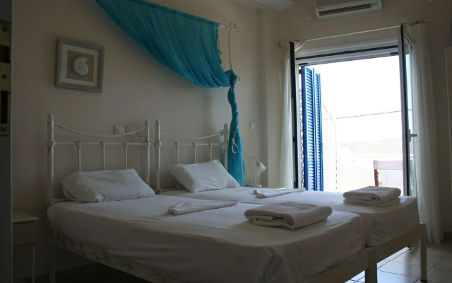 Cyclades Hotel Serifos