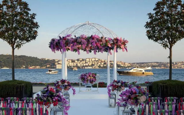 Four Seasons  Istanbul at the Bosphorus