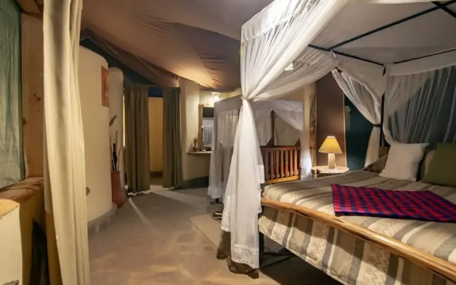 Kibo Safari Camp