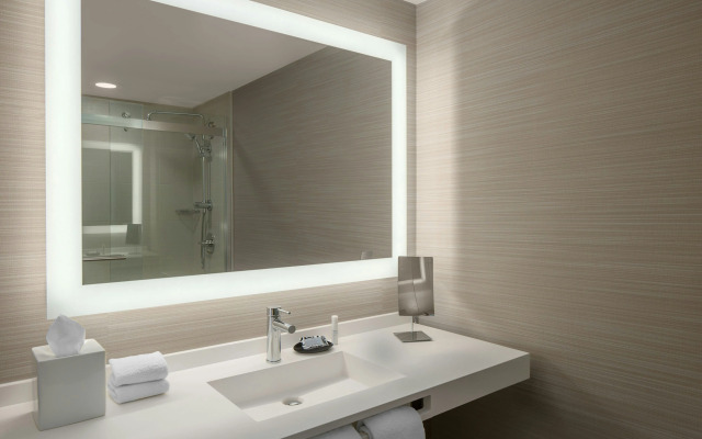 AC Hotel by Marriott Portland Lake Oswego