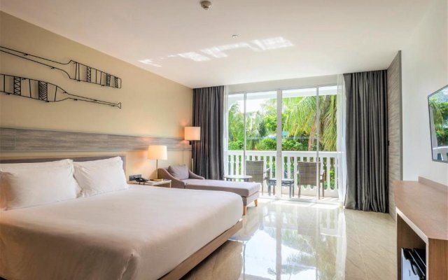 Отель Centara Ao Nang Beach Resort and Spa Krabi