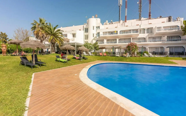 Carvoeiro Hotel