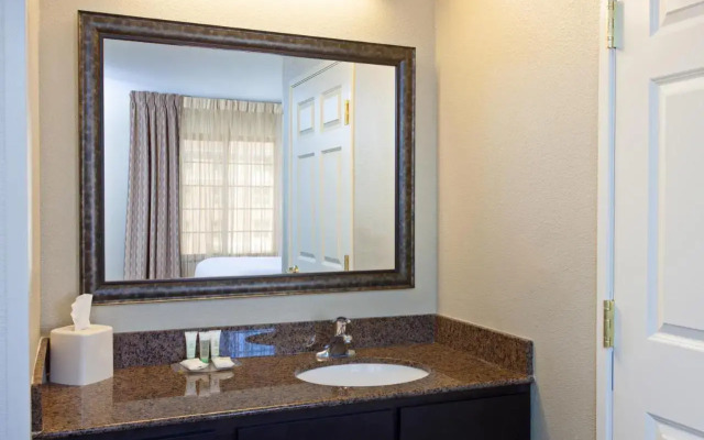 Staybridge Suites Fairfield Napa Valley Area by IHG
