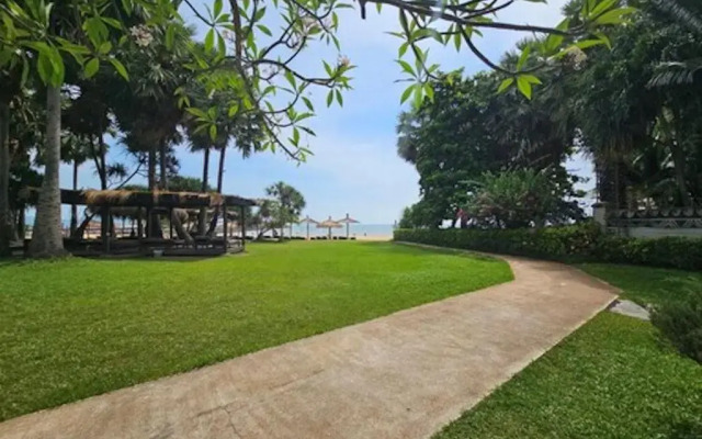 Botany Beach Resort Pattaya