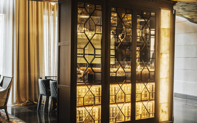 Bagues, a Small Luxury s of the World