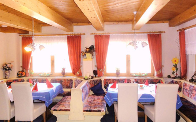 Pension Almhof