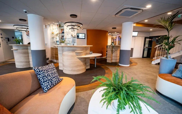 Moxy Annecy