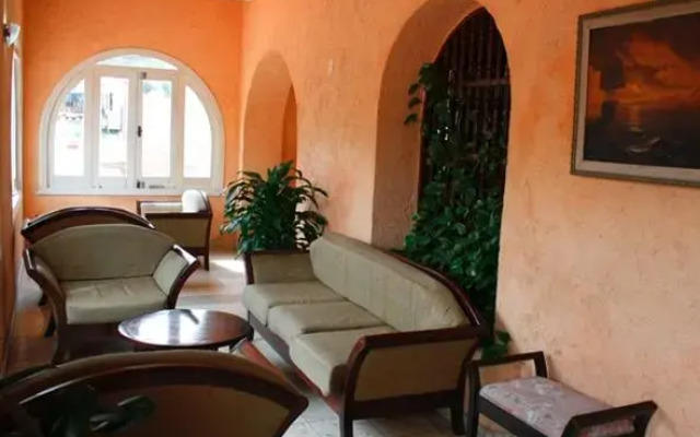Hotel Dos Mares