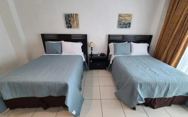 Ocean Front Casablanca Studios with FULL KITCHENS & Beach access By BL Rentals