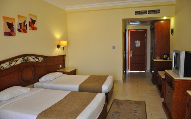 Regency Plaza Aqua Park & SPA