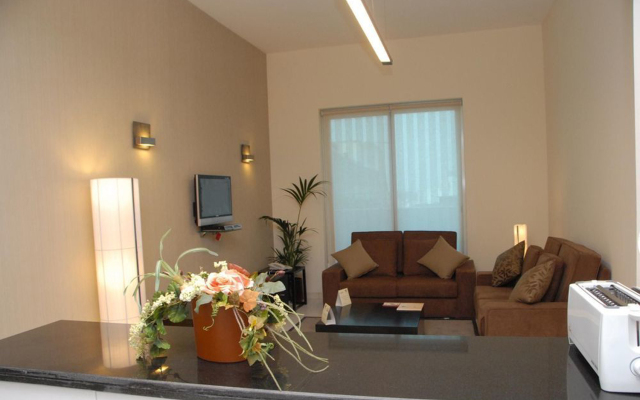 Royal Ascot Hotel Apartment - Kirklees 2