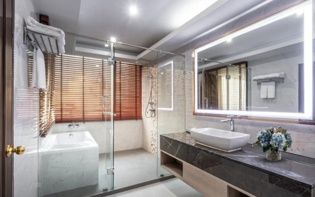 Rembrandt Residences Bangkok
