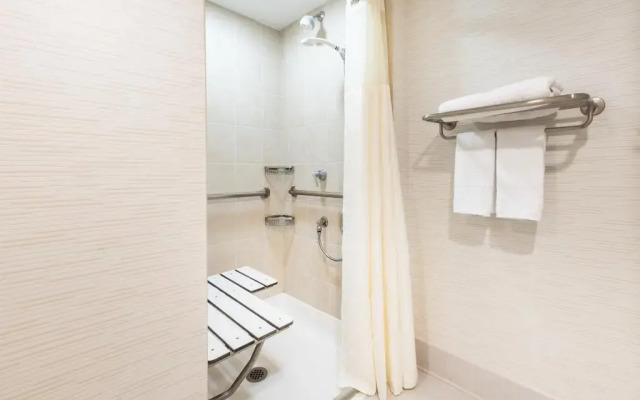 Embassy Suites by Hilton Philadelphia Valley Forge