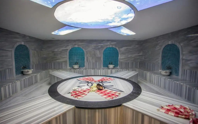 Eftalia Marin Resort Hotel