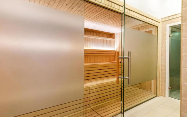 Viva Suites & Spa 16+