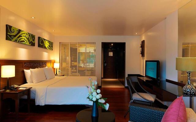 Le Meridien Phuket Beach Resort