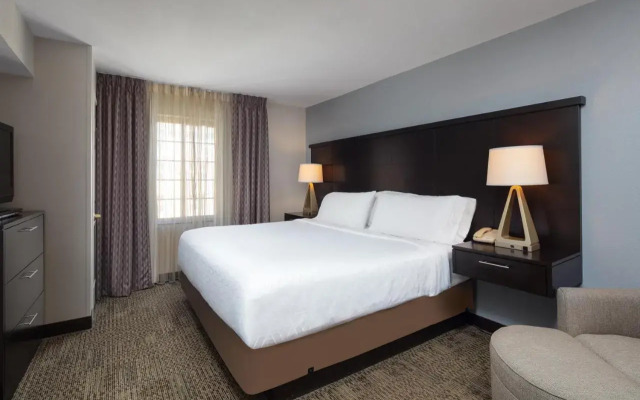 Staybridge Suites Fairfield Napa Valley Area by IHG