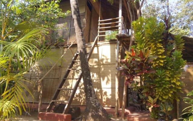 Sevas Huts And Cabanas