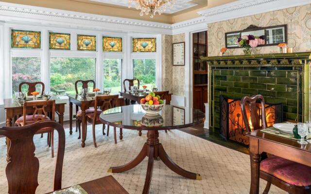 Manor House Inn