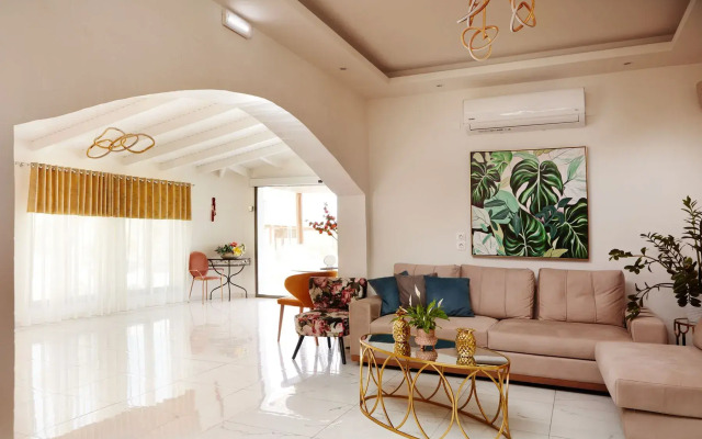 Amnissos Residence