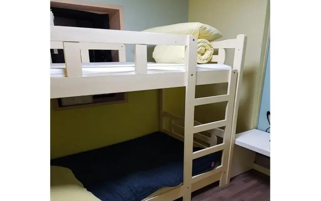 24 Guesthouse Sinchon