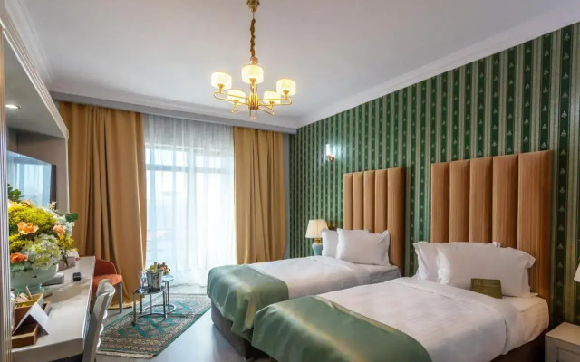 Phoenicia Express Hotel