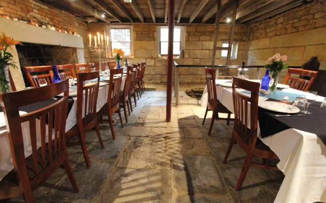 Fitzroy Inn Historic Retreat