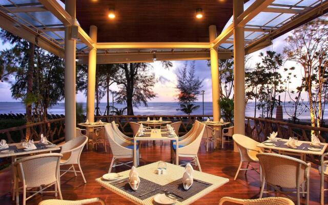 Graceland Khaolak Beach Resort