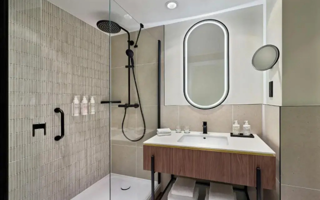 Le Meridien Paris Arc De Triomphe